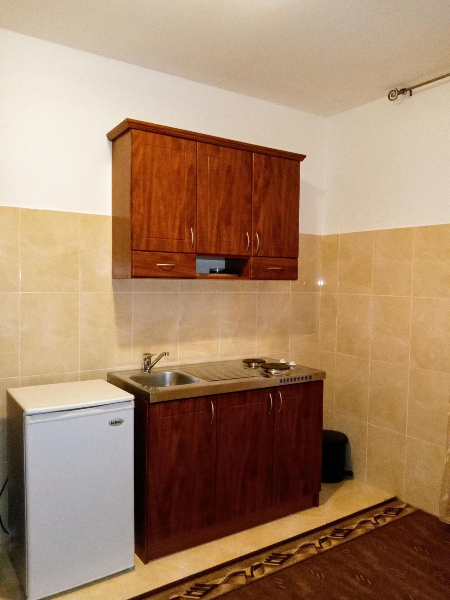 Apartments Old Olive Bar Bagian luar foto