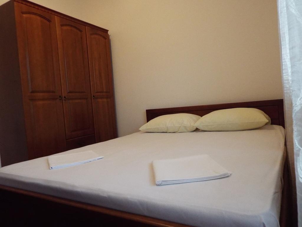 Apartments Old Olive Bar Bagian luar foto